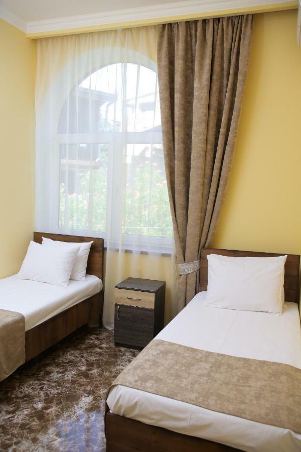 Red Hotel Ереван Экстерьер фото